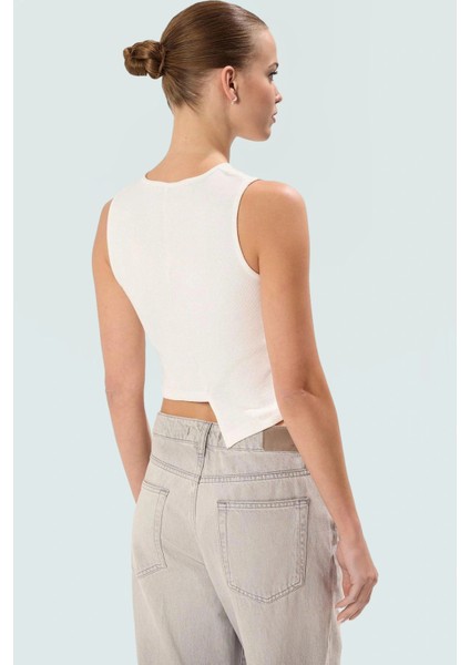 Asimetrik Crop Bluz Pamuklu Örme Fitted Bisiklet Yaka Rahat ve Şık Kullanım