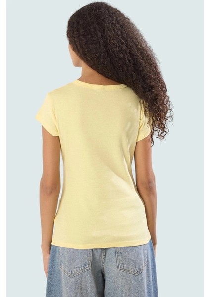 100 Pamuk Ribana Kumaştan Üretilen Düğmeli Fitted Bluz Yüksek Kalite Modern Stil Dayanıklı Malzeme modelleri