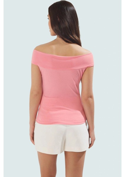 Rahat Fitted Bluz %96 Polyester %4 Elastan Carmen Yaka Zarifane Tasarım modelleri