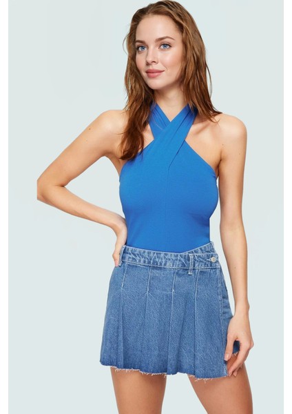 Crop Bluz Örme Boyundan Bağlamalı Rahat Günlük Stil Mükemmel Uyum Premium Kalite