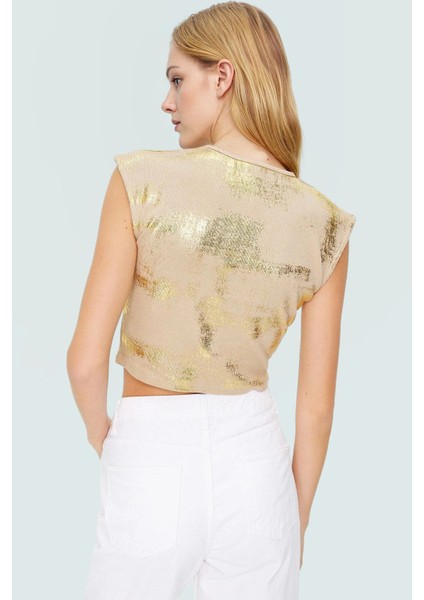 Yazlık Casual Pamuklu Crop Bluz Fitted Kesim Altın Varaklı Dijital Baskı Modern Stil Premium Kalite fırsatları