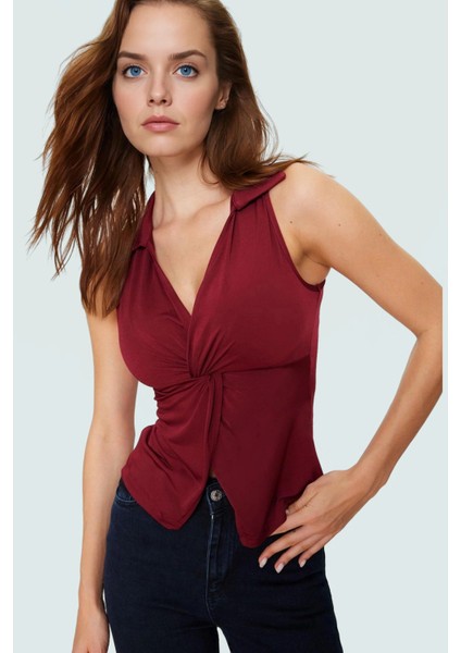 Yazlık Kolsuz Bluz Fitted Kalıp Polo Yaka Örme Kumaş Mükemmel Uyum Trend Tasarım