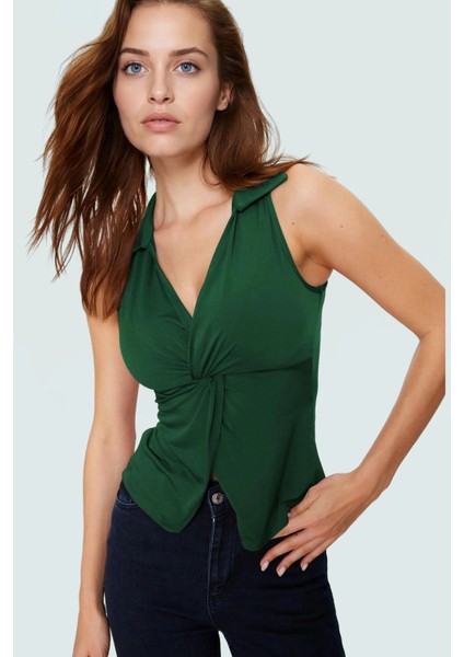 Yazlık Kolsuz Bluz Fitted Kalıp Polo Yaka Örme Kumaş Mükemmel Uyum Trend Tasarım