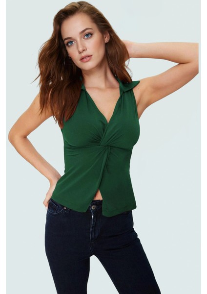 Yazlık Kolsuz Bluz Fitted Kalıp Polo Yaka Örme Kumaş Mükemmel Uyum Trend Tasarım fiyatları