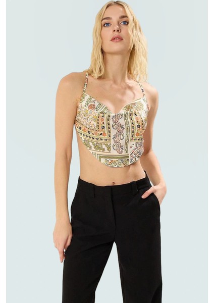 Yazlık Kadın Crop Bluz Şal Desenli Degaje Yaka Dokuma Kumaş Sırtı Bağlamalı Uzun Ömürlü