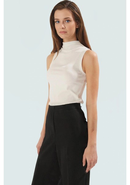 Regular Örme Bluz Dik Yaka Kolsuz Fitted Kalıp Günlük Yüksek Kalite Dayanıklı Malzeme fiyatları