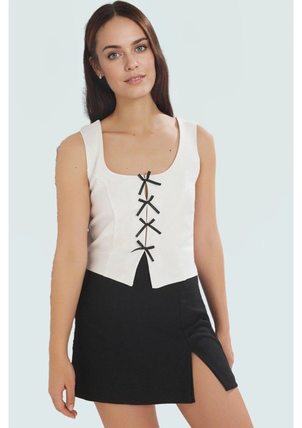Kolsuz Bluz Yazlık Casual Fitted Interlok Örme Kumaş Özenle Seçilmiş Kaliteli Işçilik