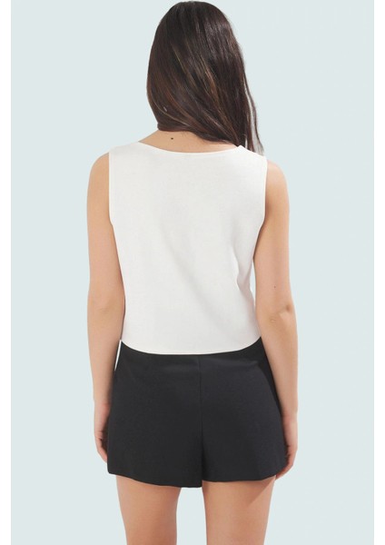 Kolsuz Bluz Yazlık Casual Fitted Interlok Örme Kumaş Özenle Seçilmiş Kaliteli Işçilik modelleri