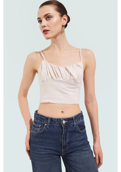 Rahat ve Şık Crop Bluz Keten Görünümlü Dokuma Ince Askılı Yazlık Uzun Ömürlü Trend Tasarım