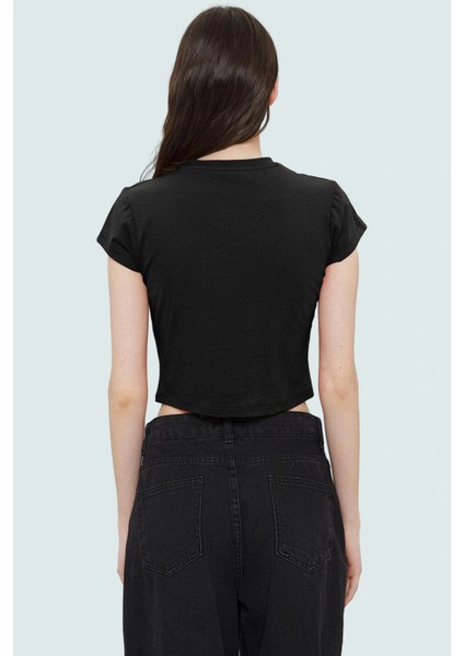 Yazlık Kadın Crop Bluz Fiyonk Detaylı Pamuklu Dayanıklı Malzeme modelleri