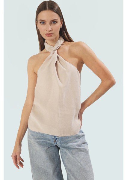 Yazlık Modal Bluz Renk Halter Yaka Dokuma Trend Tasarım Şık Görünüm