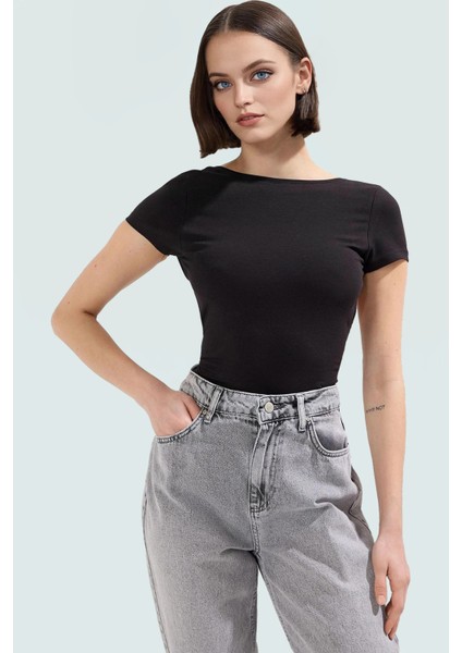 Şık Crop Bluz Nefes Alan Örme Kumaş Sırt Dekolteli Fitted Kalıp Günlük Kullanım Için fiyatları