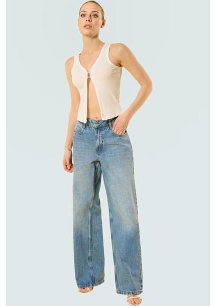 Fitted Crop Bluz Renk Poliviskon Kaşkorse V Yaka Yarım Pat Düğme Seçkin Malzeme fırsatları