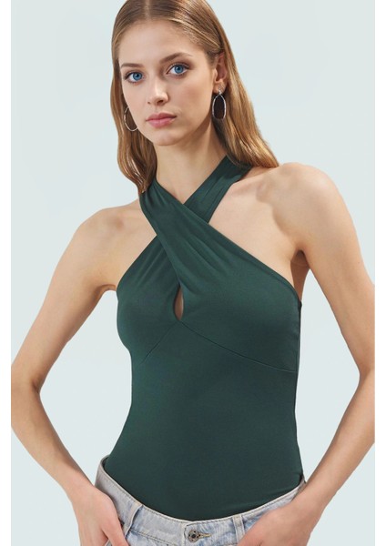 Boyundan Bağlamalı Kolsuz Bluz Polyester Elastan Kumaş Fitted Kalıp Şık Görünüm