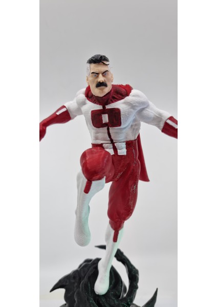 Omni-Man Omni Man Invincible 18 cm Figür