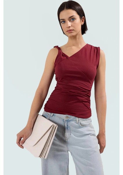 Pamuklu Elastanlı Bluz Asimetrik Yaka Büzgü Detay Rahat Kalıp Dayanıklı Malzeme fiyatları