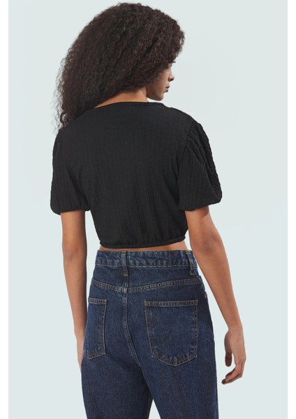 Polyester Örme Bluz Crop V Yaka Balon Kol Fitted Kalıp Özel Tasarım Rahat ve Şık modelleri