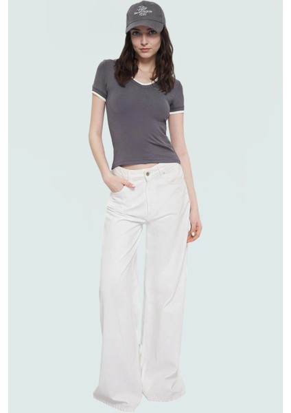 Viskon Ribana Kadın Bluz; Fitted V Yaka Kısa Kol Günlük Stil Yüksek Kalite Rahat Kullanım