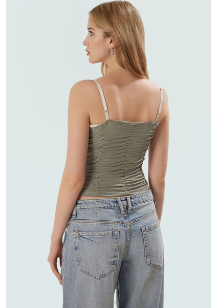 Crop Bluz Dantel Detaylı Örme Poliamid Yazlık Fitted Trend Tasarım Profesyonel Görünüm modelleri