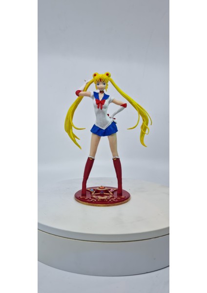 Sailor Moon 18 cm Figür