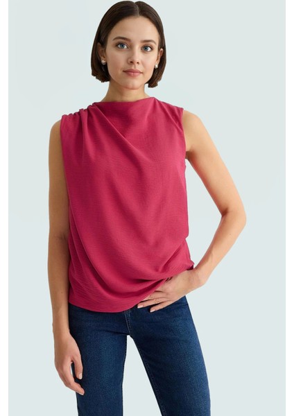 Rahat Aerobin Kumaştan Bisiklet Yaka Kolsuz Bluz Günlük Kombinler Için Mükemmel Uyum fiyatları