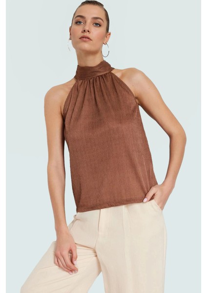 Iş ve Günlük Kullanım Için Polyester Örme Pilise Bluz Halter Yaka Profesyonel Görünüm