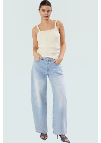 Kolsuz Bluz %58 Pamuk Kare Yaka Fitted Yaz Için Mükemmel Zarifane Tasarım Premium Kalite