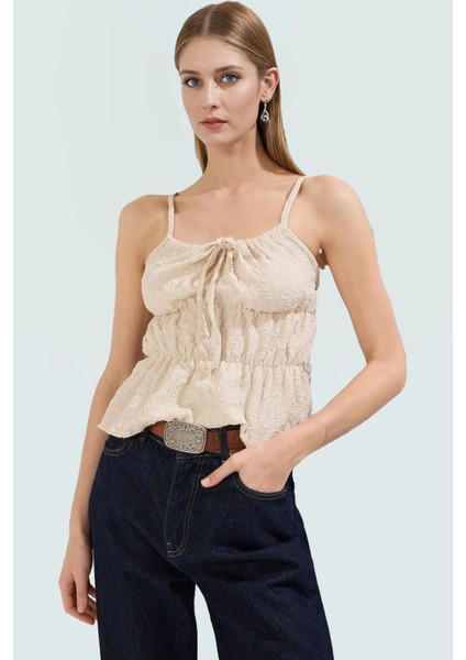 Ince Askılı Crop Bluz Jakarlı Örme Fitted Kalıp Yazlık Seçkin Malzeme Dayanıklı fiyatları