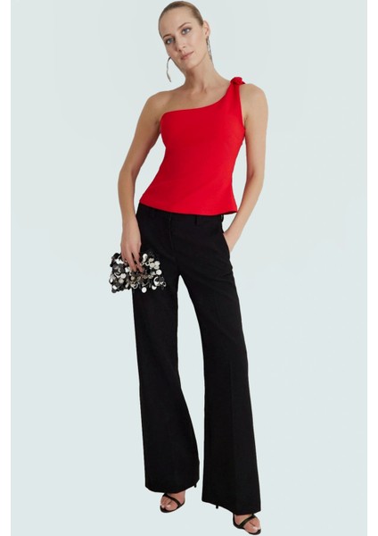 Yazlık Kolsuz Bluz Asimetrik Yaka Fitted Kalıp Finike Dokuma Trend Tasarım Özel