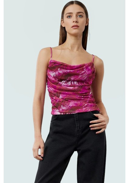 Fitted Crop Bluz Baskılı Tül Örme Degaje Yaka Günlük Mükemmel Uyum Konforlu Kesim Trend Tasarım fiyatları