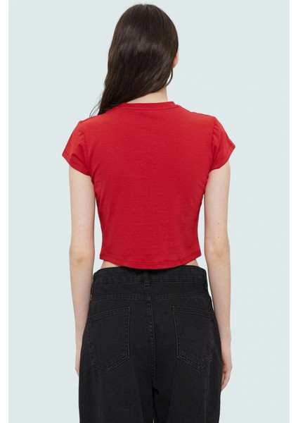 Yazlık Kadın Crop Bluz Fiyonk Detaylı Pamuklu Dayanıklı Malzeme modelleri