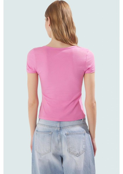 Fitted Kalıp Kısa Kollu Bluz Likralı Penye Yazlık Trend Tasarım Uzun Ömürlü Şık Görünüm modelleri