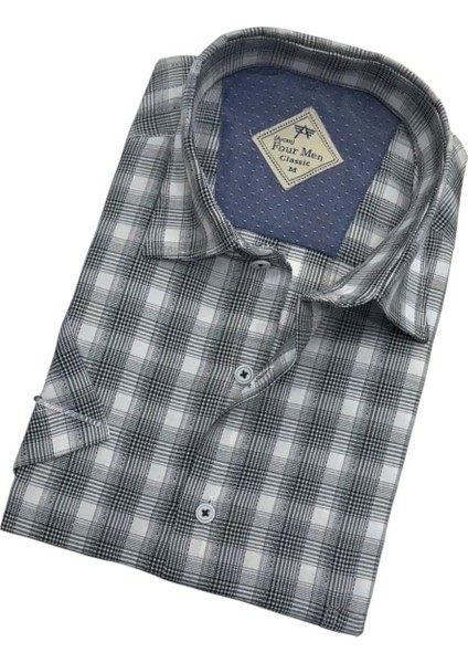 Erkek Klasik Rahat Kesim Ekoseli Kısa Kollu Gömlek