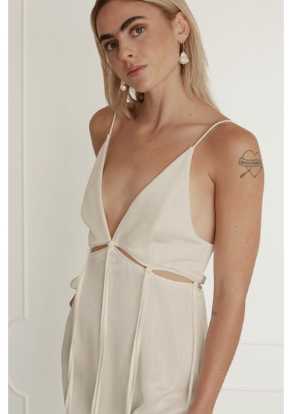 Uzun Saçaklı Pencereli Ince Askılı V Yaka Keten Maxi Kokteyl Uzun Doğal Keten Elbise indirimleri