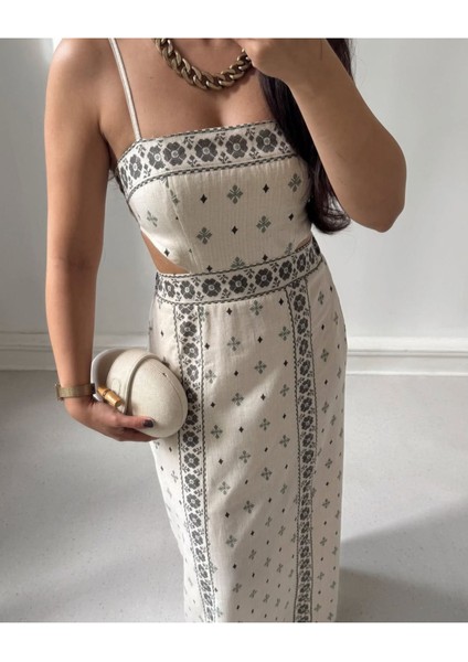 Kanaviçe Motif Tarz Simetrik Desen Pencereli Sırt Lastikli Askılı Diz Altı Günlük Boho Keten Elbise modelleri