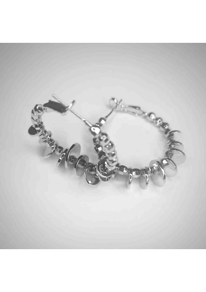 Özel Seri Işıl Işıl Dorika Model Küpe fırsatları
