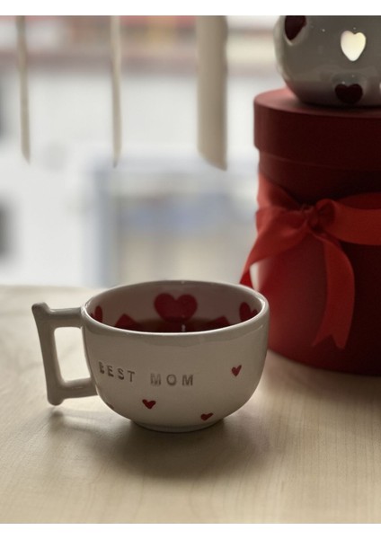 Renkli Kalpli Annelere Özel Kupa, Sevgiyle Tasarlandı