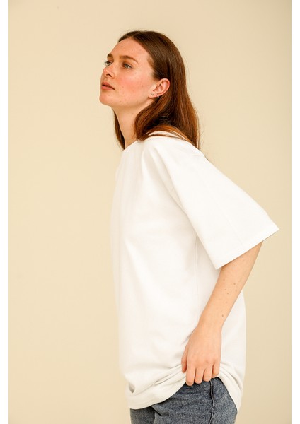 Kadın Beyaz Oversize Bisiklet Yaka %100 Pamuk Düz Basic Yazlık T-Shirt fırsatları