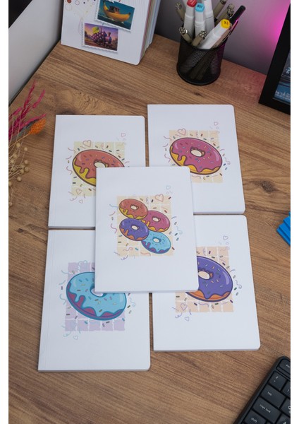 Enerjik Donutlar 5'li Defter Seti - Çizgisiz - Her Biri 56 Sayfa - 14X20CM - Iplik Dikişli Cilt
