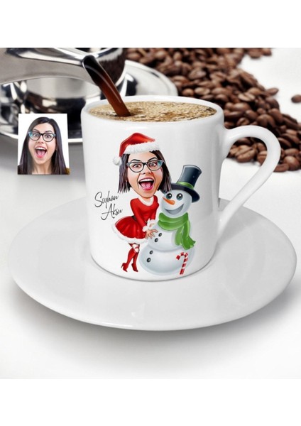 Kişiye Özel Yılbaşı Temalı Bayan Karikatürlü Renkli Türk Kahvesi Fincanı