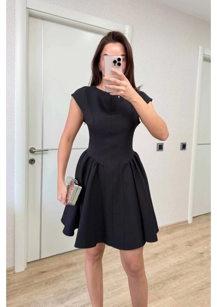 Sırt Dekolteli Çan Detaylı Mini Elbise - Siyah modelleri