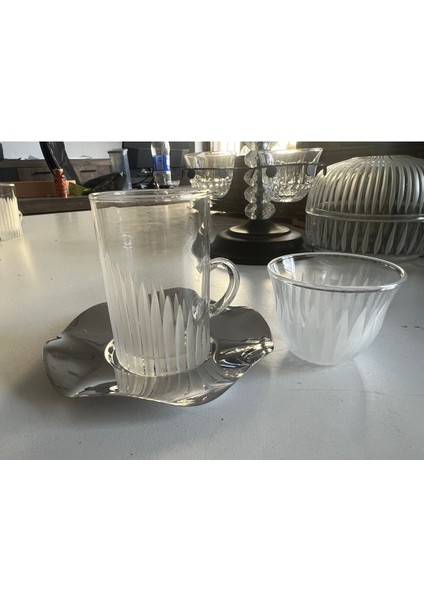18 Parça Çay ve Kahve Takımı, Gümüş Renkli, Şık ve Zarif Tasarım