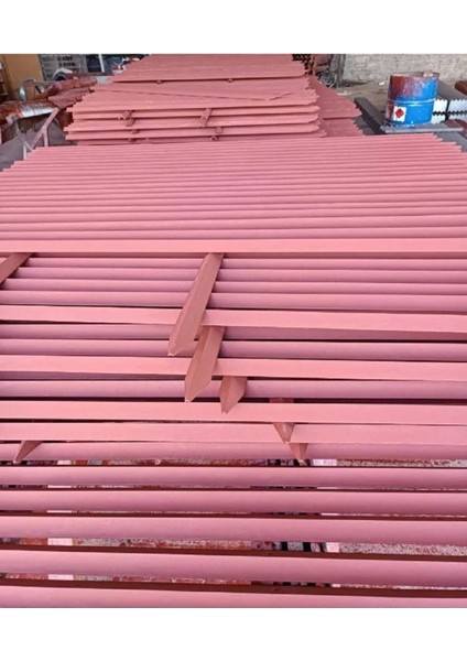 170 cm 30X30 Köşebentli 4 Delikli Bahçe Çit Direği Boyalı Kırmızı