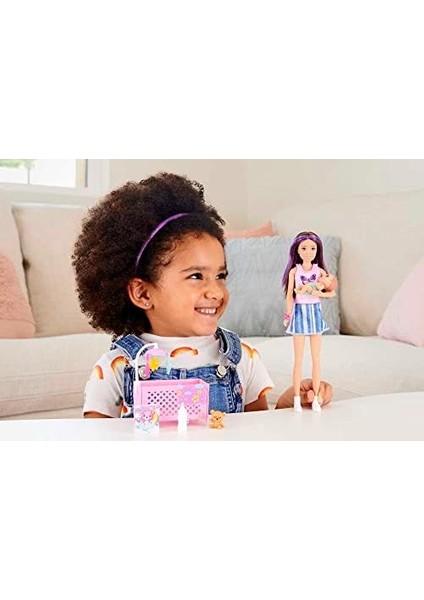 Skipper® Bebek Bakıcısı™ Mavi Saçlı Bebek ve Oyun Seti, 3y+, HJY33 fiyatları