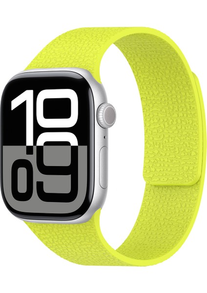 Apple Watch 44MM Uyumlu Zore KRD-136 Kabartma Desenli Silikon Kordon