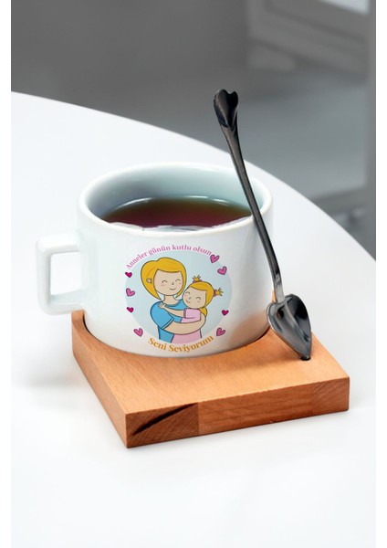 Anneye Özel Sevgi Dolu Beyaz Çay Fincanı Hediye