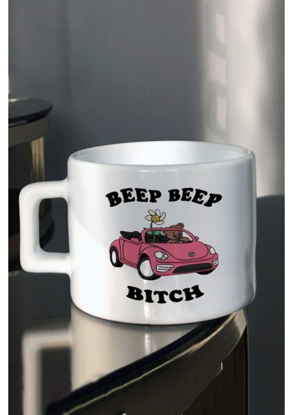 Pembe Araba Desenli Çay Fincanı, Şık ve Renkli Tasarım