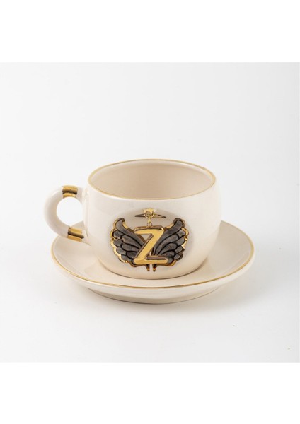 El Yapımı Siyah Melek Harfli Seramik Çay Fincanı, Z Harfi Detaylı.