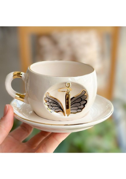 El Yapımı Siyah Melek Figürlü Çay Fincanı, Şık ve Zarif Tasarım fiyatları