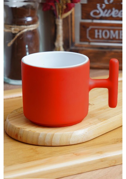 Kırmızı Renkli T-Kulplu Çay ve Nescafe Fincanı Seti